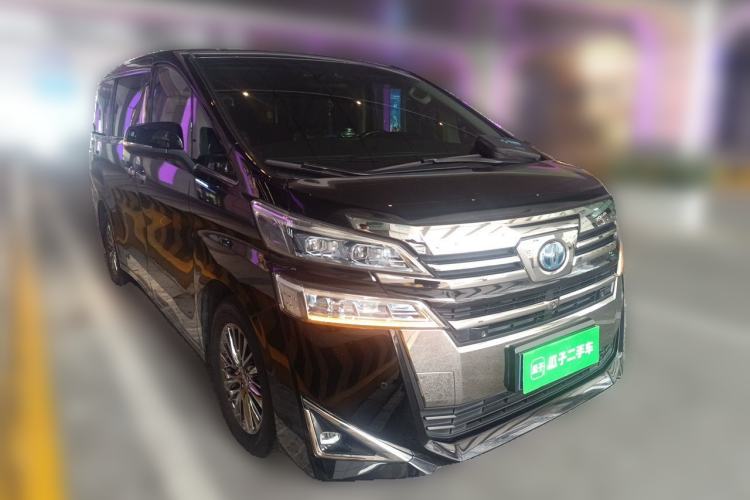 Used Toyota Vellfire 2020 Dual-Engine 2.5L HV Luxury Edition Front Right 45 Deg