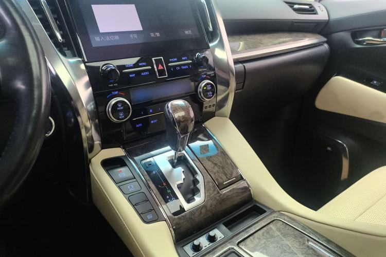 Used Toyota Vellfire 2020 Dual-Engine 2.5L HV Prestige Edition Gear Lever