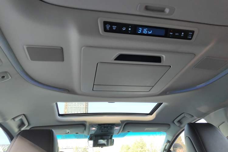 Used Toyota Vellfire 2020 Dual-Engine 2.5L HV Luxury Edition Headliner