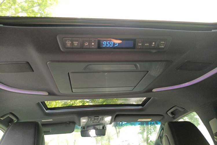 Used Toyota Vellfire 2020 Dual-Engine 2.5L HV Prestige Edition Headliner