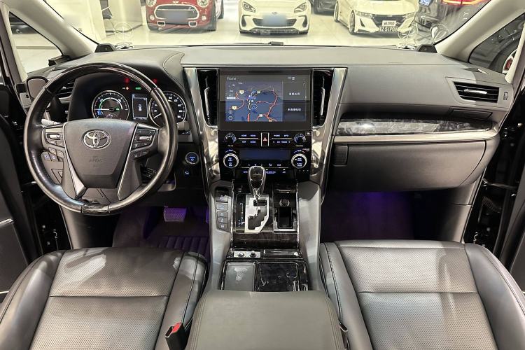 Used Toyota Vellfire 2020 Dual-Engine 2.5L HV Luxury Edition Interior 1