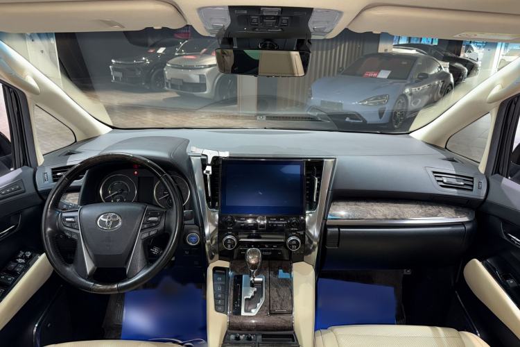 Used Toyota Vellfire 2020 Dual-Engine 2.5L HV Prestige Edition Interior 1