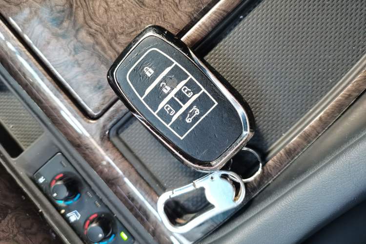 Used Toyota Vellfire 2020 Dual-Engine 2.5L HV Prestige Edition Interior 1
