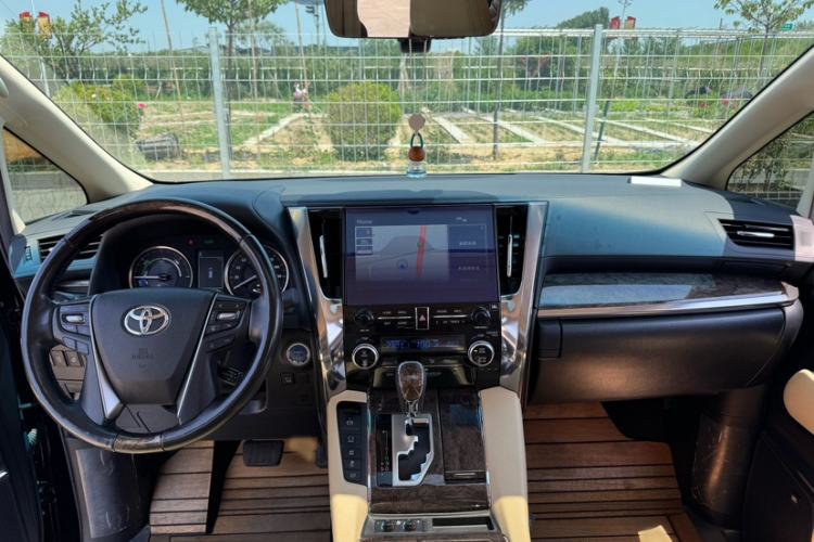 Used Toyota Vellfire 2020 Dual-Engine 2.5L HV Prestige Edition Interior 2