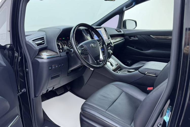 Used Toyota Vellfire 2020 Dual-Engine 2.5L HV Prestige Edition Interior 2