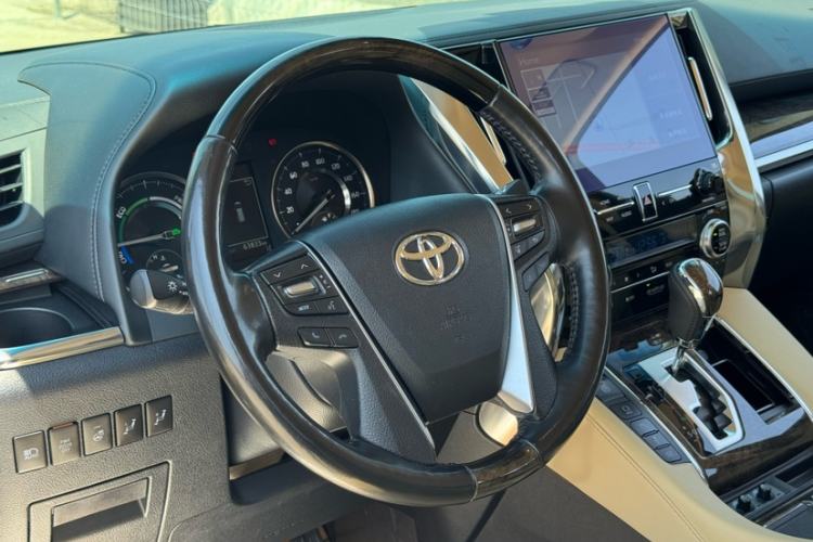 Used Toyota Vellfire 2020 Dual-Engine 2.5L HV Prestige Edition Interior 3