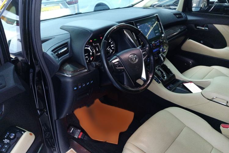 Used Toyota Vellfire 2020 Dual-Engine 2.5L HV Prestige Edition Interior 3