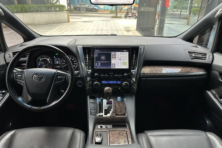Used Toyota Vellfire 2020 Dual-Engine 2.5L HV Prestige Edition Interior 4