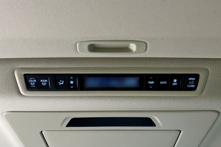 Used Toyota Vellfire 2020 Dual-Engine 2.5L HV Prestige Edition Interior 7