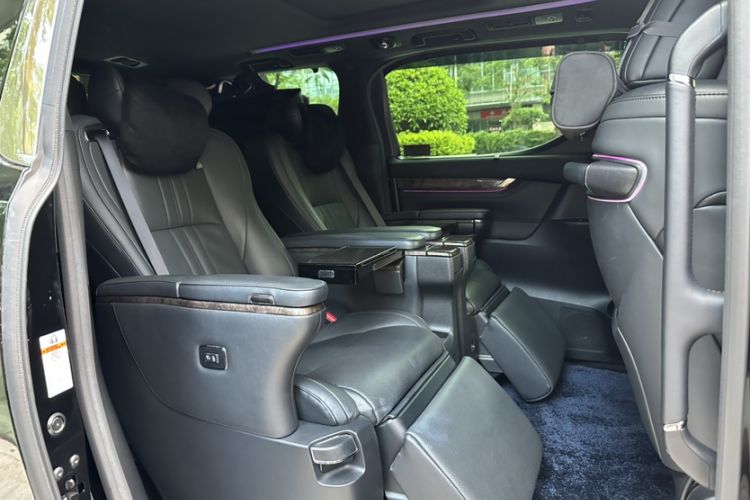 Used Toyota Vellfire 2020 Dual-Engine 2.5L HV Prestige Edition Interior 7
