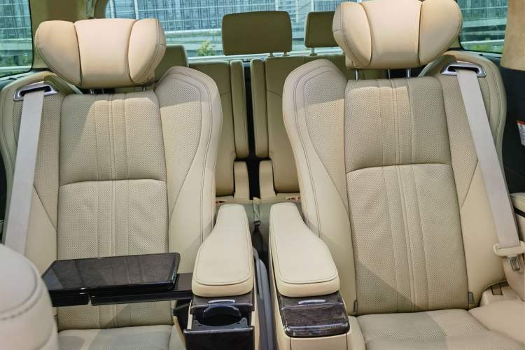 Used Toyota Vellfire 2020 Dual-Engine 2.5L HV Prestige Edition Interior 8