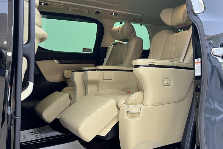 Used Toyota Vellfire 2020 Dual-Engine 2.5L HV Prestige Edition Interior 9