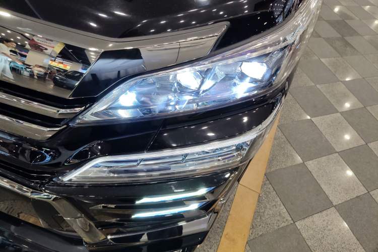 Used Toyota Vellfire 2020 Dual-Engine 2.5L HV Luxury Edition Left Front Headlight