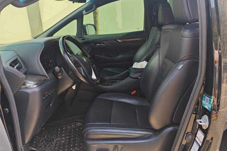 Used Toyota Vellfire 2020 Dual-Engine 2.5L HV Prestige Edition Left Front Seat