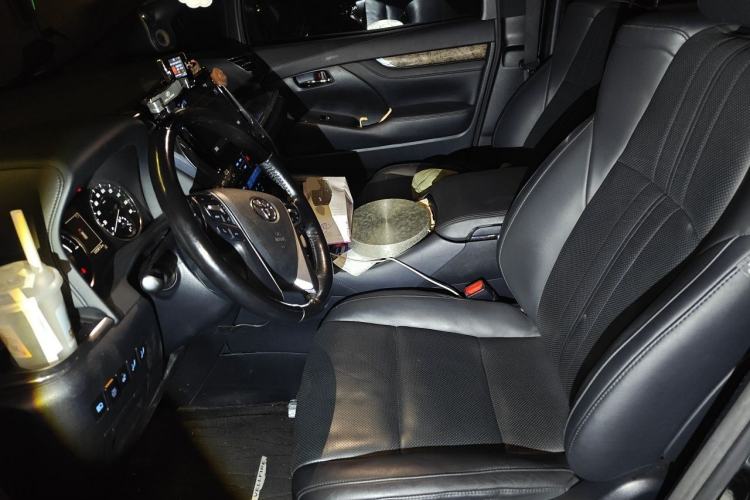 Used Toyota Vellfire 2020 Dual-Engine 2.5L HV Prestige Edition Left Front Seat