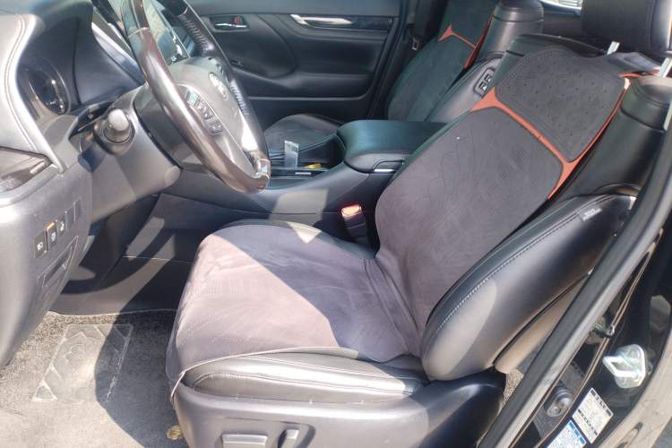 Used Toyota Vellfire 2020 Dual-Engine 2.5L HV Luxury Edition Left Front Seat