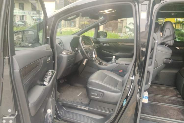 Used Toyota Vellfire 2020 Dual-Engine 2.5L HV Prestige Edition Left Front Seat