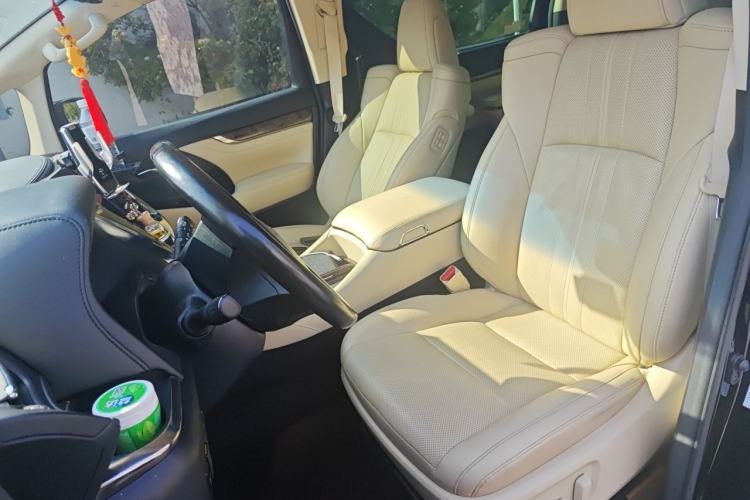 Used Toyota Vellfire 2020 Dual-Engine 2.5L HV Prestige Edition Left Front Seat