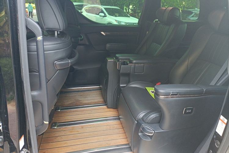 Used Toyota Vellfire 2020 Dual-Engine 2.5L HV Prestige Edition Left Rear Seat