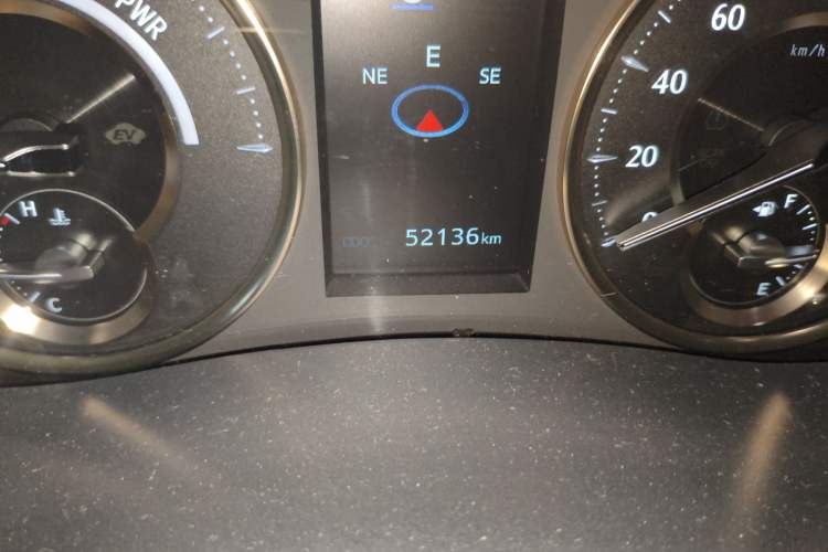 Used Toyota Vellfire 2020 Dual-Engine 2.5L HV Prestige Edition Odometer Close Up