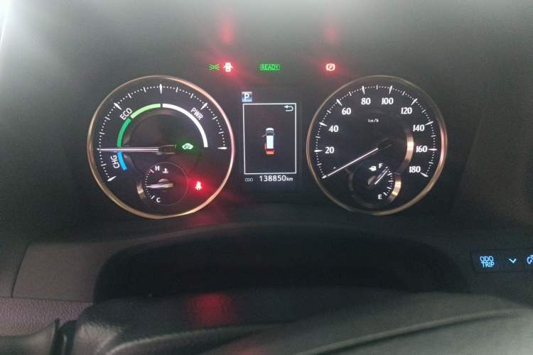 Used Toyota Vellfire 2020 Dual-Engine 2.5L HV Luxury Edition Odometer Close Up