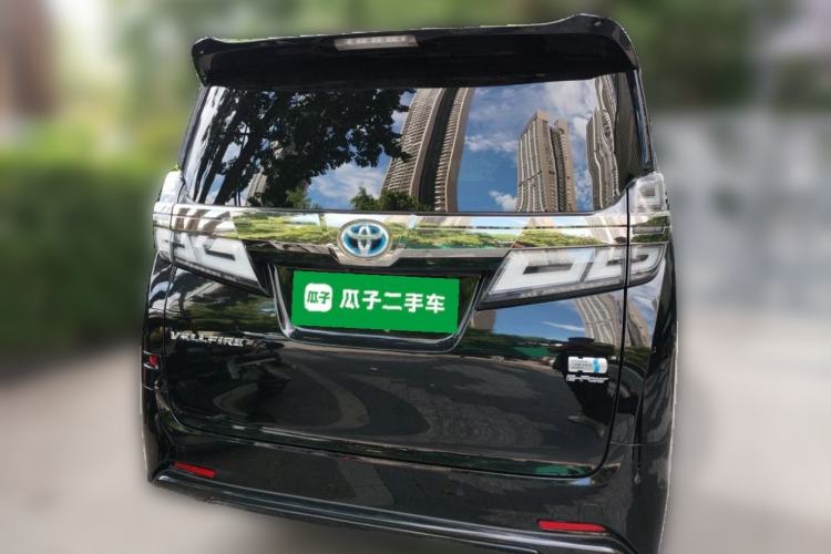 Used Toyota Vellfire 2020 Dual-Engine 2.5L HV Luxury Edition Rear
