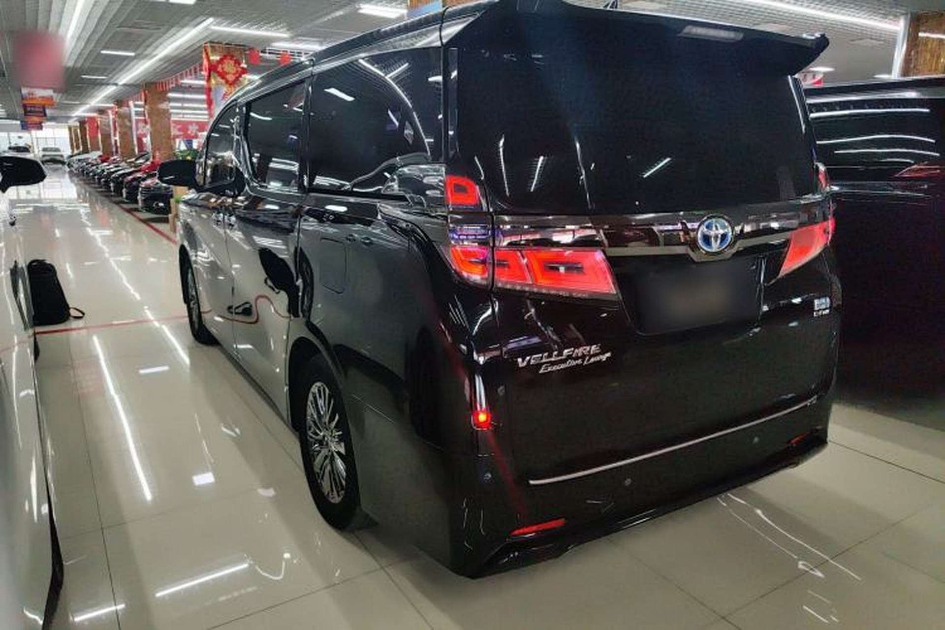 Used Toyota Vellfire 2020 Dual-Engine 2.5L HV Prestige Edition Rear Left 45 Deg