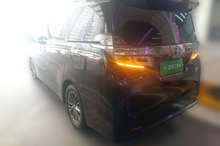 Used Toyota Vellfire 2020 Dual-Engine 2.5L HV Luxury Edition Rear Left 45 Deg