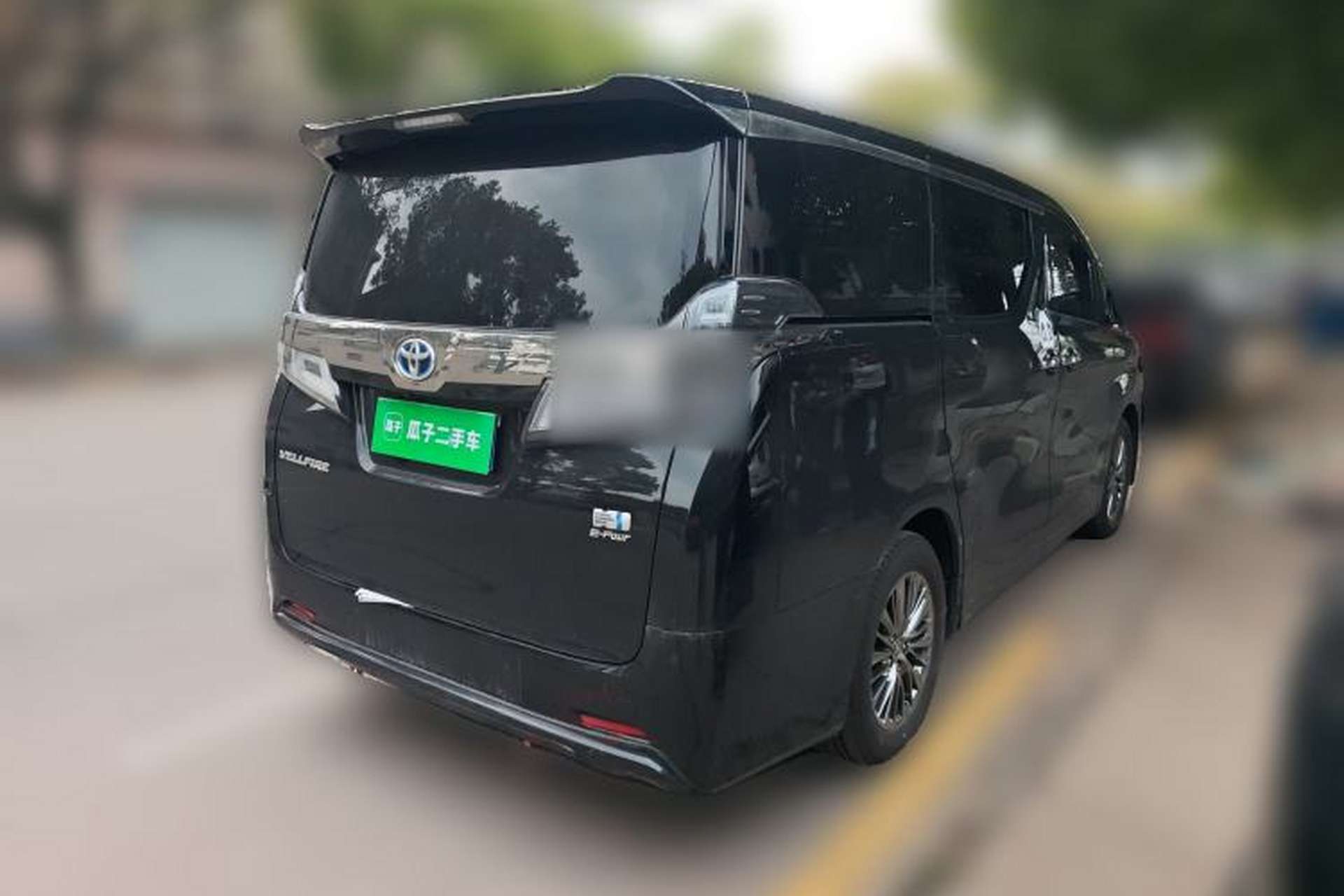 Used Toyota Vellfire 2020 Dual-Engine 2.5L HV Luxury Edition Rear Right 45 Deg