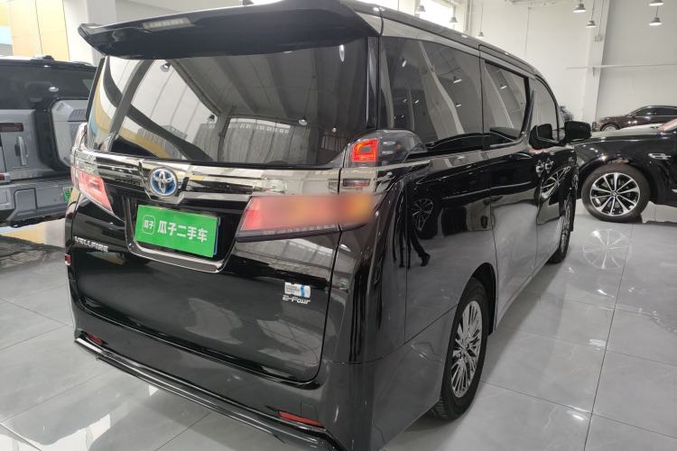 Used Toyota Vellfire 2020 Dual-Engine 2.5L HV Luxury Edition Rear Right 45 Deg