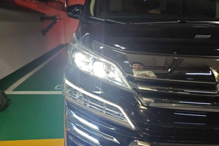 Used Toyota Vellfire 2020 Dual-Engine 2.5L HV Prestige Edition Right Front Headlight