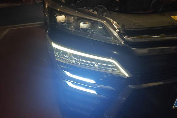 Used Toyota Vellfire 2020 Dual-Engine 2.5L HV Prestige Edition Right Front Headlight
