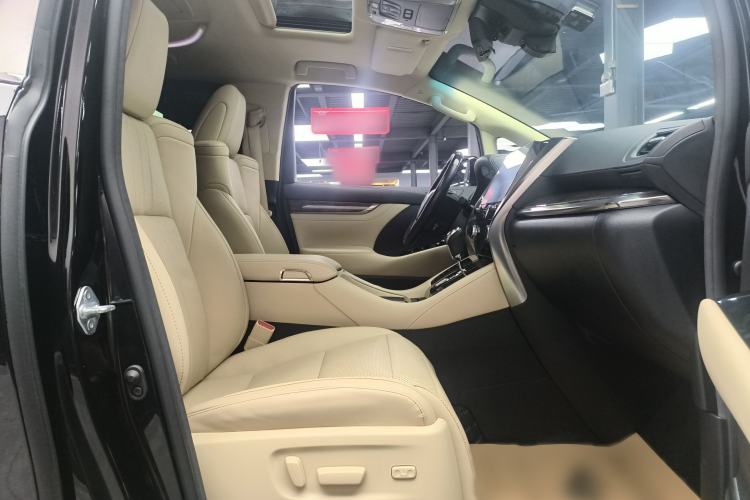 Used Toyota Vellfire 2020 Dual-Engine 2.5L HV Prestige Edition Right Front Seat