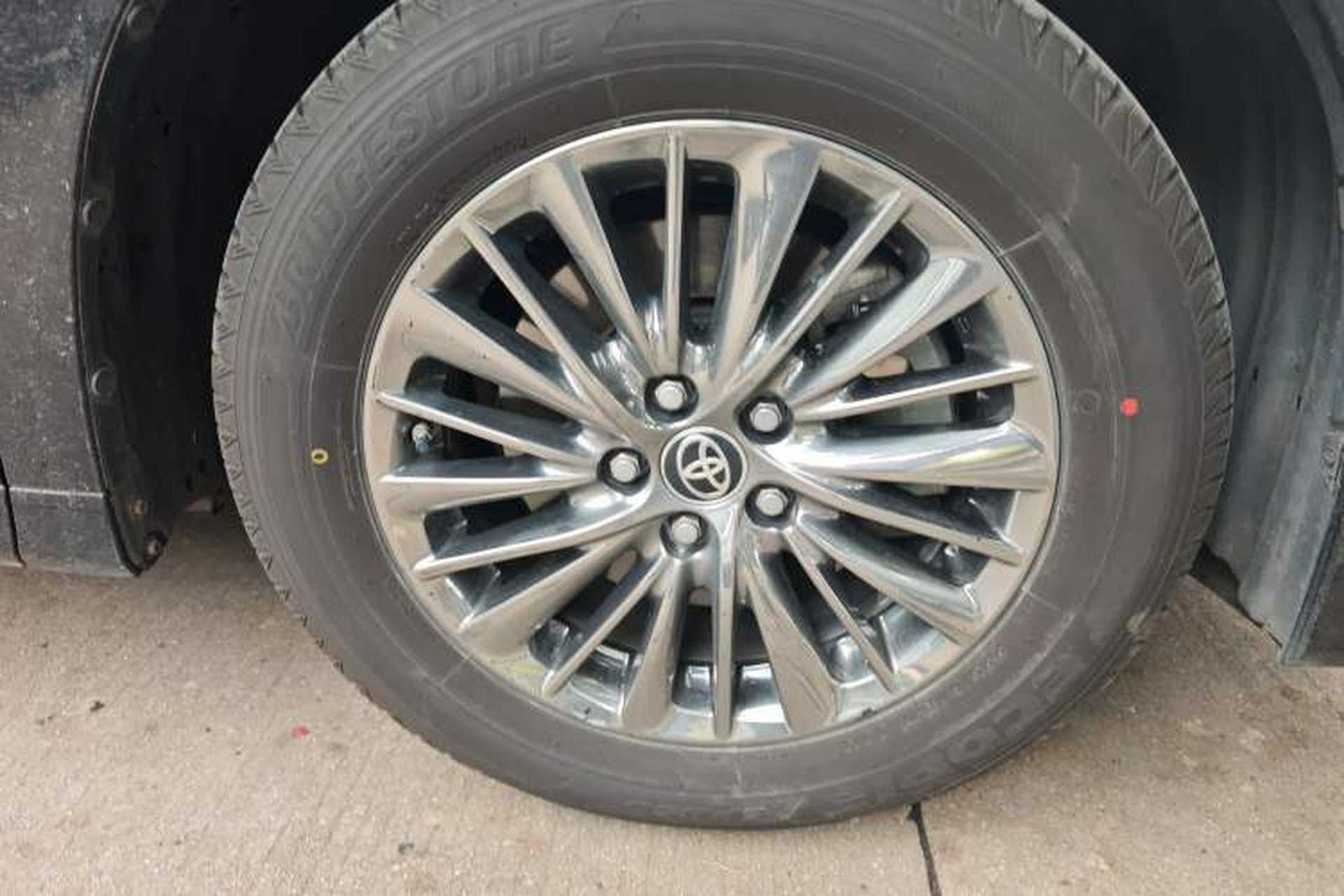 Used Toyota Vellfire 2020 Dual-Engine 2.5L HV Luxury Edition Right Front Wheel Hub