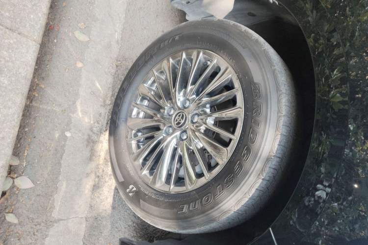 Used Toyota Vellfire 2020 Dual-Engine 2.5L HV Prestige Edition Right Front Wheel Hub