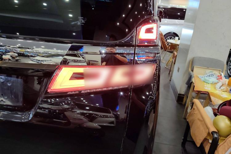 Used Toyota Vellfire 2020 Dual-Engine 2.5L HV Luxury Edition Right Rear Taillight