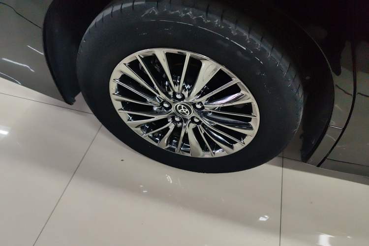 Used Toyota Vellfire 2020 Dual-Engine 2.5L HV Prestige Edition Right Rear Wheel Hub