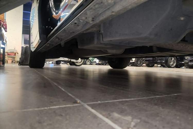 Used Toyota Vellfire 2020 Dual-Engine 2.5L HV Luxury Edition Right Side Sill