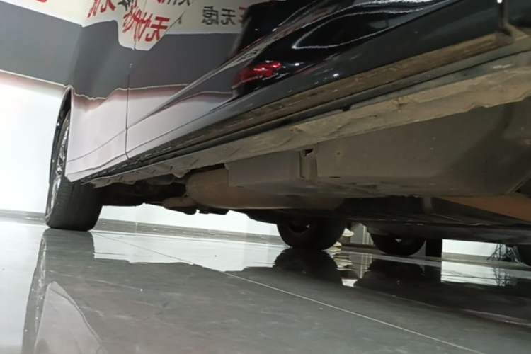 Used Toyota Vellfire 2020 Dual-Engine 2.5L HV Prestige Edition Right Side Sill