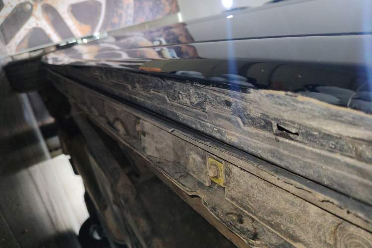 Used Toyota Vellfire 2020 Dual-Engine 2.5L HV Prestige Edition Right Side Sill