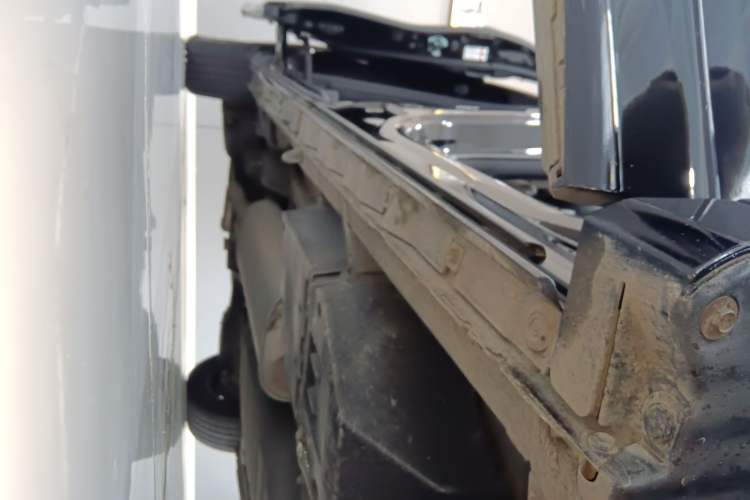Used Toyota Vellfire 2020 Dual-Engine 2.5L HV Luxury Edition Right Side Sill