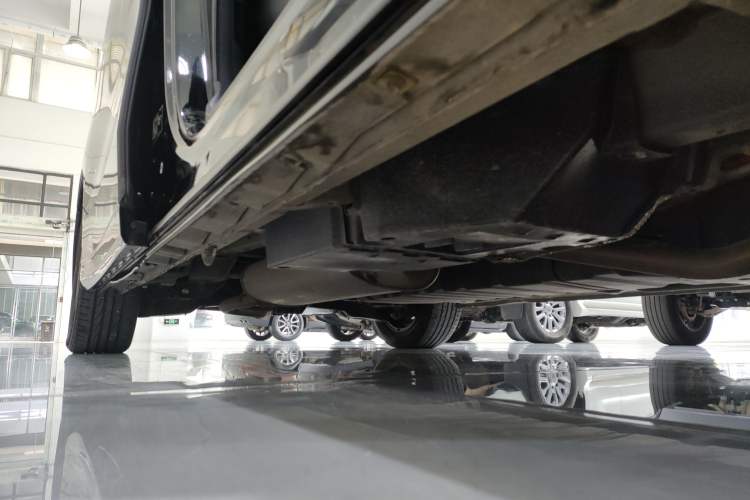 Used Toyota Vellfire 2020 Dual-Engine 2.5L HV Luxury Edition Right Side Sill