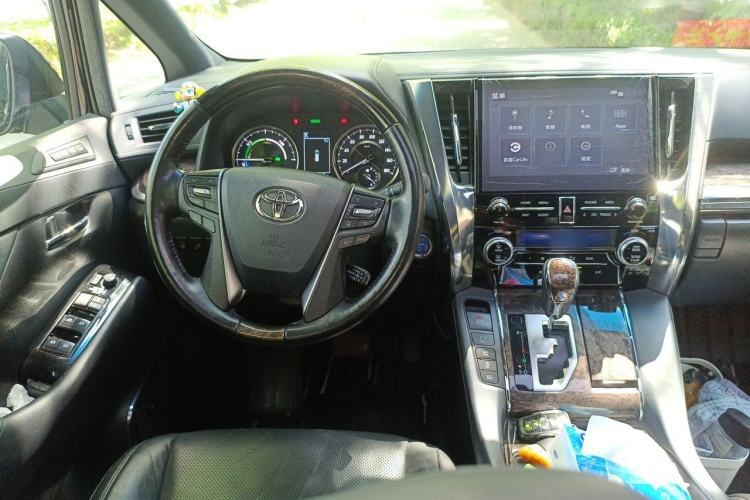 Used Toyota Vellfire 2020 Dual-Engine 2.5L HV Prestige Edition Steering Wheel