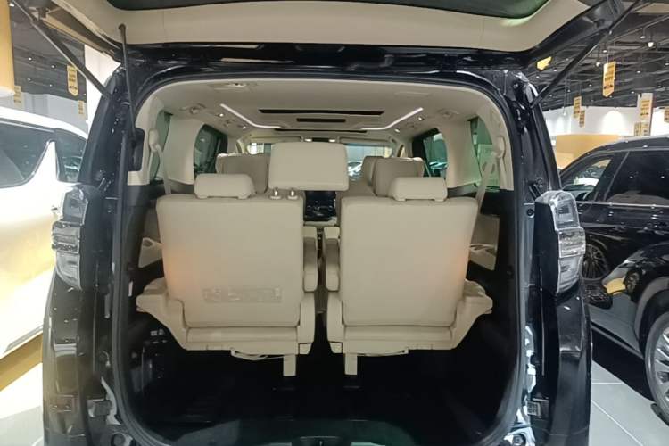 Used Toyota Vellfire 2020 Dual-Engine 2.5L HV Prestige Edition Trunk