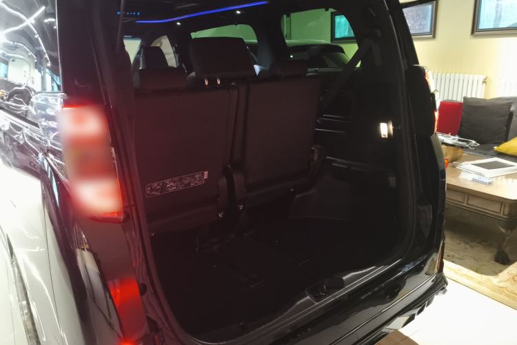 Used Toyota Vellfire 2020 Dual-Engine 2.5L HV Prestige Edition Trunk