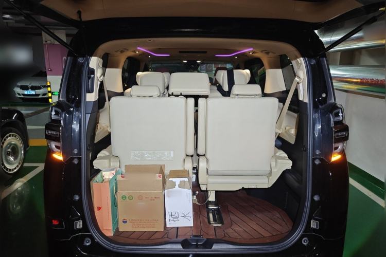 Used Toyota Vellfire 2020 Dual-Engine 2.5L HV Prestige Edition Trunk