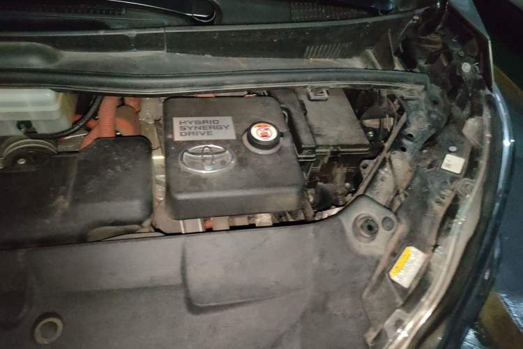 Used Toyota Vellfire 2020 Dual-Engine 2.5L HV Luxury Edition Engine Bay Left