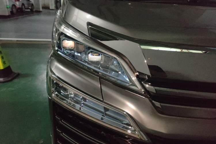 Used Toyota Vellfire 2020 Dual-Engine 2.5L HV Luxury Edition Right Front Headlight