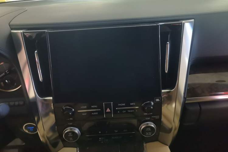 Used Toyota Vellfire 2020 Dual-Engine 2.5L HV Prestige Edition Audio And AC Panel