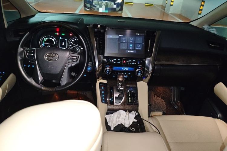 Used Toyota Vellfire 2020 Dual-Engine 2.5L HV Prestige Edition Center Console